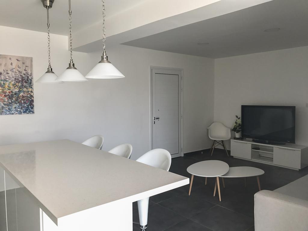Poseidon Apartment By Michalis Ayía Nápa Extérieur photo