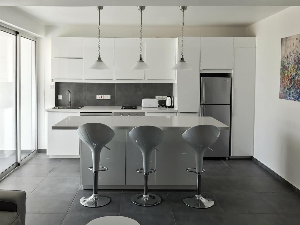 Poseidon Apartment By Michalis Ayía Nápa Extérieur photo