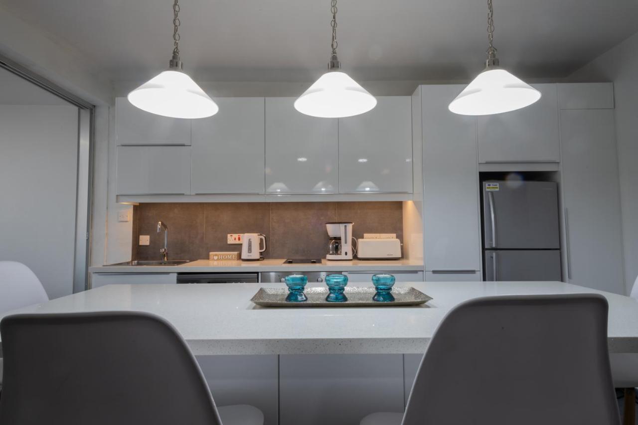 Poseidon Apartment By Michalis Ayía Nápa Extérieur photo